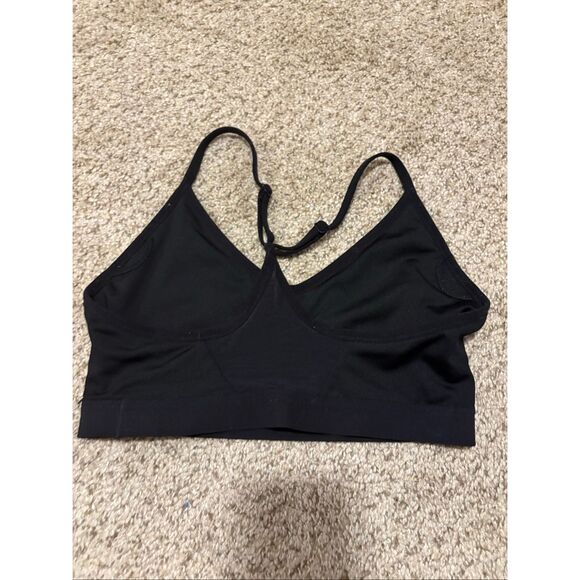 Nike Black Sports Bra - Picture 3 of 4